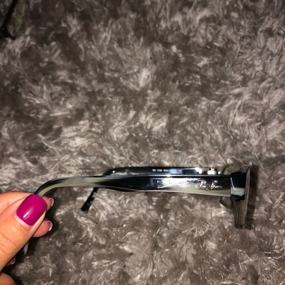 Ray-Bans - Picture 3 of 4